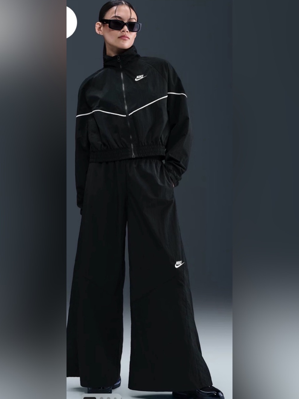 Nike Women's Wide-Leg Woven Pants